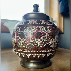 Cloisonné pink enamel/ brass urn or yoga jar with lid bronze Oriental or Indian